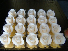 Róża duża biała- N 1 op ( 3 szt)