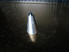 Tutka- tylka 9mm karbowana otwarta 1 szt