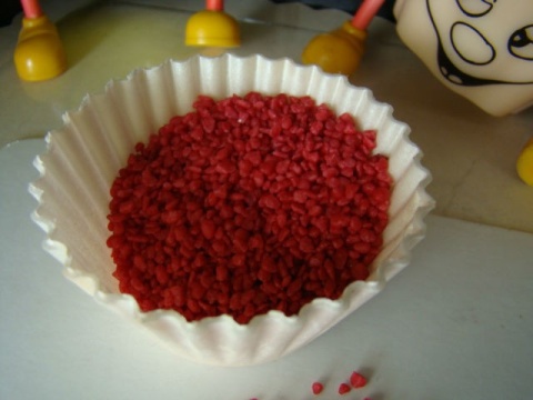 Posypka granulki cukrowe o smaku truskawkowym - 1 op(200 gr) Posypka granulki cukrowe o smaku truskawkowym - 1 op(200 gr)