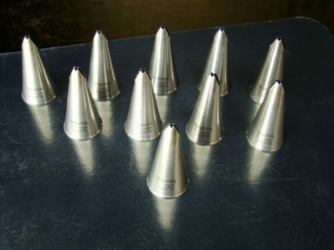 Zdobnik - tylka - listek mini 5283 5 mm- 1 szt Zdobnik - tylka - listek mini 5283 5 mm- 1 szt