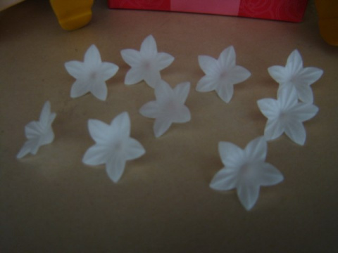 Kwiatek mini - białe - 1op (10 szt)