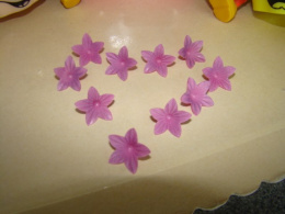 Kwiatek mini - fioletowy - 1op (10 szt)